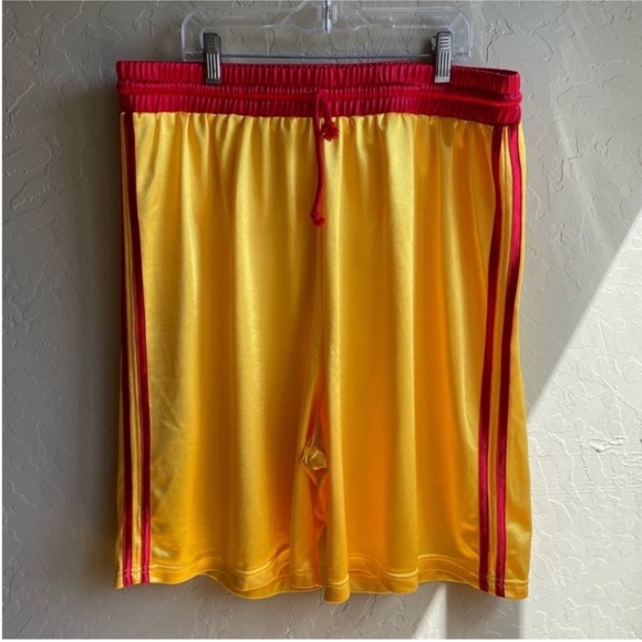 Dodgeball Average Joe's Dodgeball
Underdog Halloween Costume XL - Picture 7 of 14